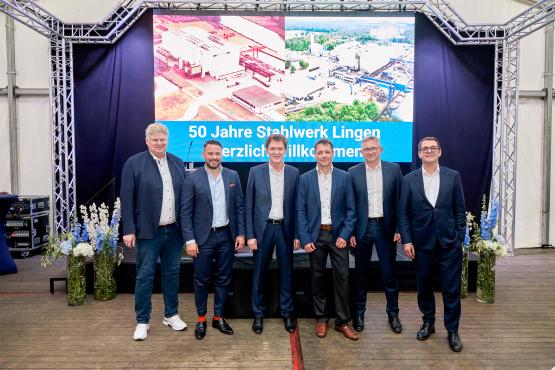 Eröffneten die Jubiläumsfeier (von links nach rechts): Klaus Prekel (stellv. Landrat Kreis Emsland), Tobias Braun (CFO BENTELER Gruppe und CFO BENTELER Steel/Tube), Dieter Krone (Oberbürgermeister Stadt Lingen), Andreas Stadtherr (Werksleiter Lingen), Thomas Michels (COO BENTELER Steel/Tube), Ralph Mathis (CSO BENTELER Steel/Tube).
