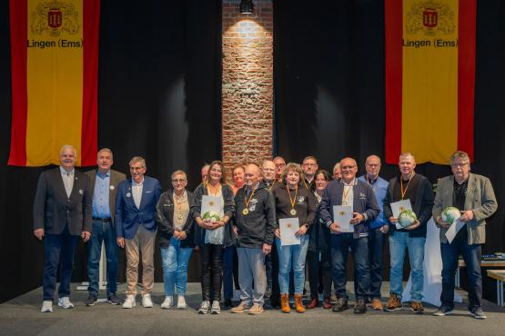 Die Sportlerinnen und Sportler des Sportehrentages 2025