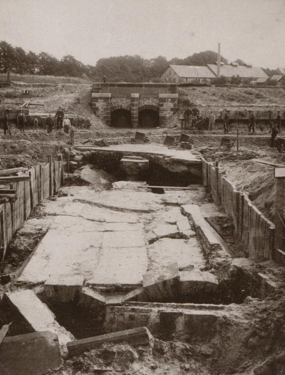 Der gebrochene Mühlenbach-Düker im August 1895
