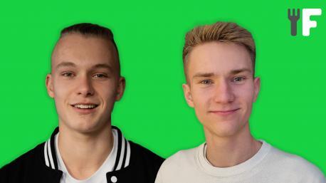 Die Schüler Jonas Paul Pohlmann (links) und Noah Gels (rechts) dürfen ihre Geschäftsidee „FamilyFood“ beim JUGEND GRÜNDET Pitch Event in Berlin präsentieren.