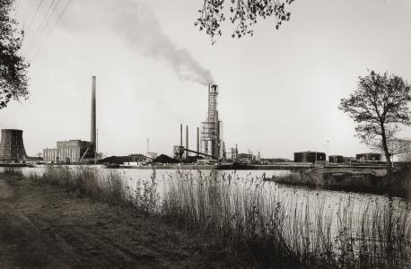 Historische Aufnahme der Lingener bp Raffinerie.