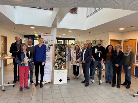 Ausstellung „17 Ziele für ein gutes Leben“ im Lingener Rathaus eröffnet.