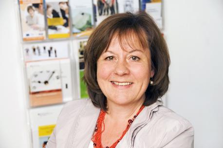Ursula Voß, Leiterin der Koordinierungsstelle freut sich, dass die persönlichen Beratungen für Berufsrückkehrerinnen wieder möglich sind.