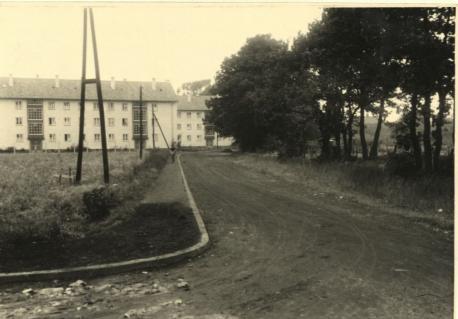 An der welcher Straße stehen die Gebäude?