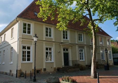 Historisches Professorenhaus am Universitätsplatz